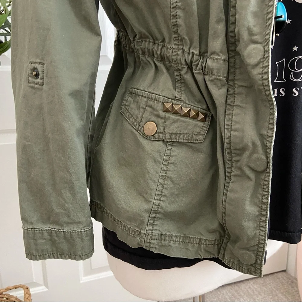 Cargo Utility Hoodie Jacket, Military Vibe, Adjustable Gathered Waist - Picture 3 of 14